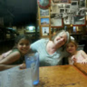 Meet your Posher, Jeanne